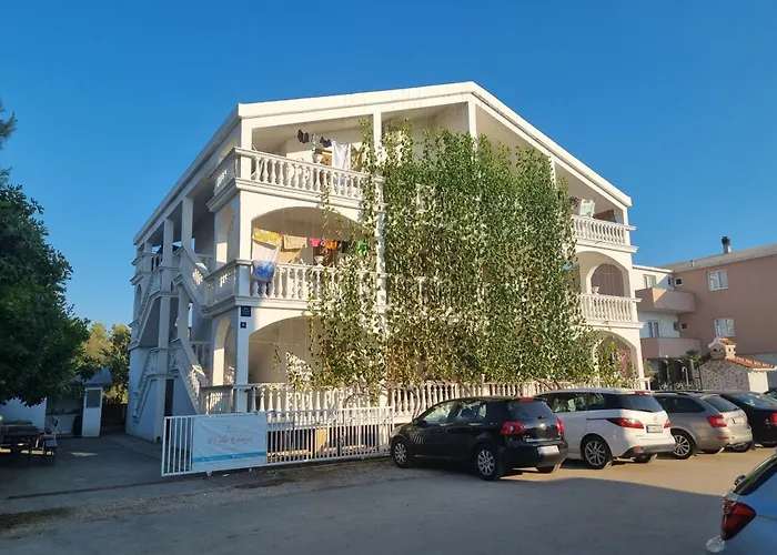 Ivana Апартаменты Биоград-на-Мору